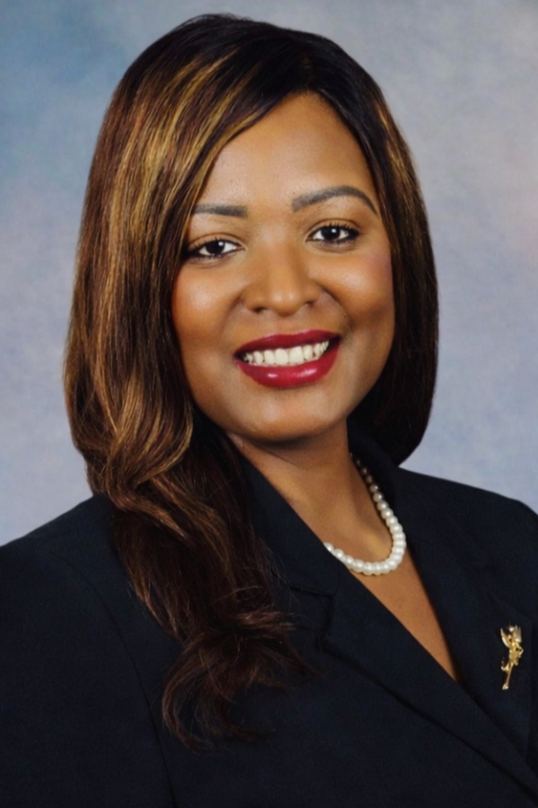 Cruise Brothers Travel Agent Jennifer Thervil